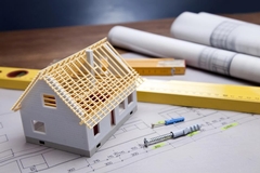 What is the Best Time to Build in Eau Claire, WI?