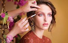 Makeup How-To: Peach Lids